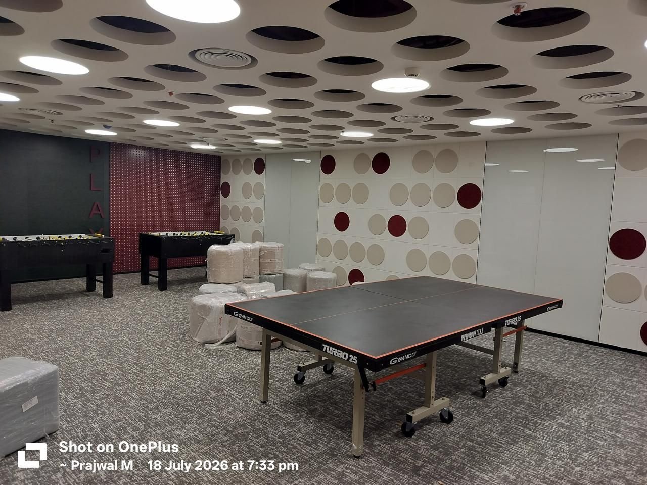 Recreation room with table tennis and games tables